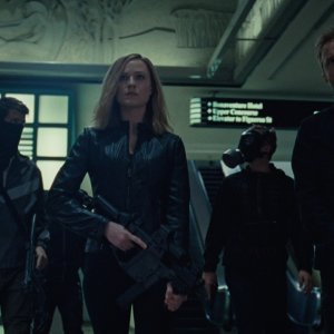 Westworld 3: Aaron Paul ed Evan Rachel Wood in una scena del finale di stagione