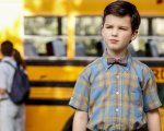 Young Sheldon, NCIS e MacGyver tra le 18 serie rinnovate da CBS