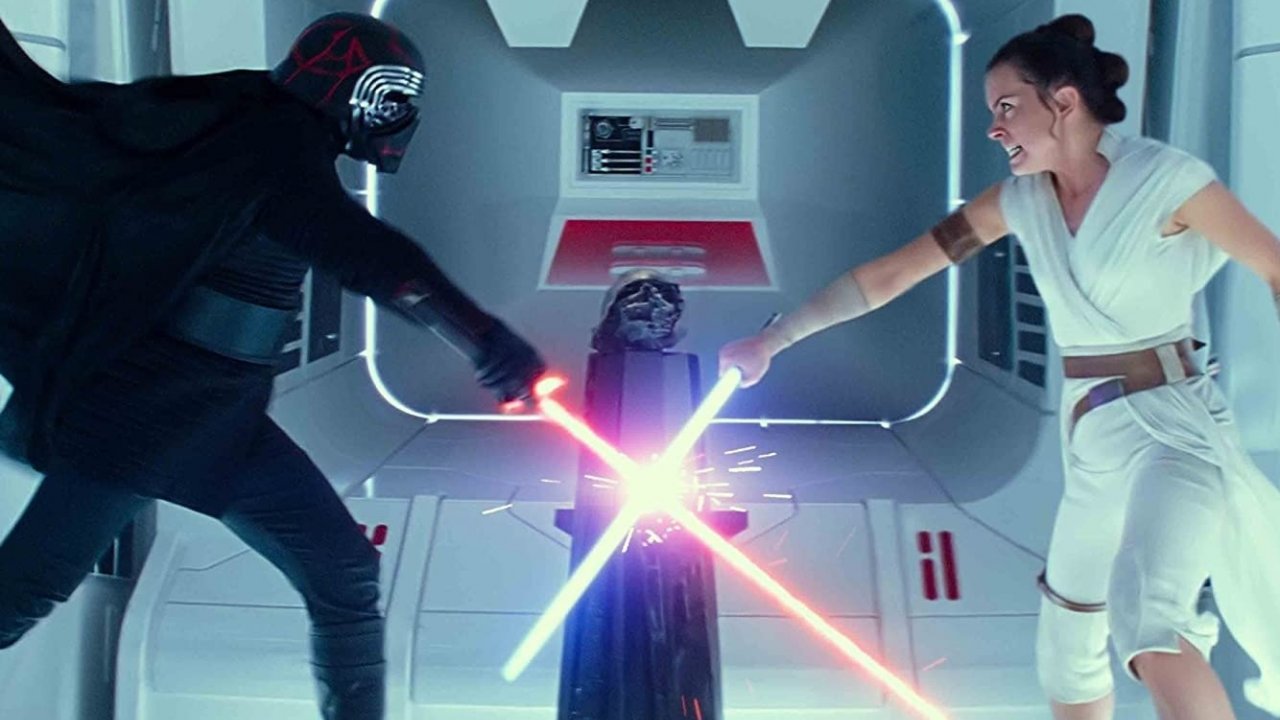 Star Wars: L'ascesa di Skywalker, Daisy Ridley sul bacio tra Rey e Kylo Ren: 'Ce lo siamo guadagnato'