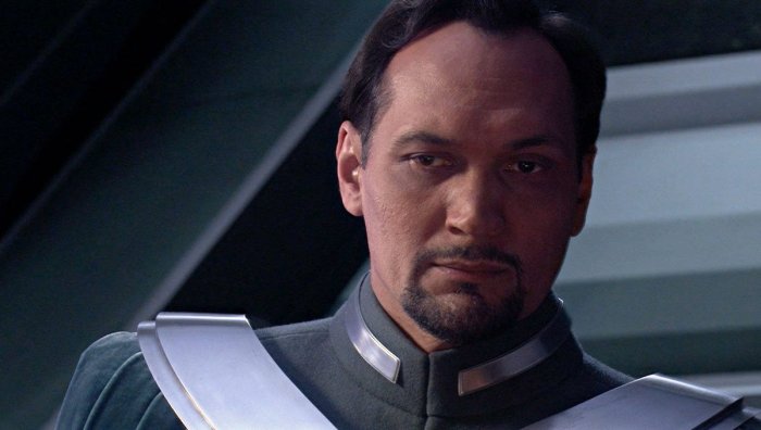 Cassian Andor: Jimmy Smits e Alistair Petrie nel cast della serie ?