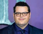 Moonfall: Josh Gad nel cast del disaster movie di Roland Emmerich