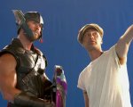 Thor: Ragnarok, Chris Hemsworth: 'La saga aveva disperatamente bisogno di Taika Waititi'