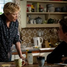 Le cose che non ti ho detto: Annette Bening, Josh O'Connor in una foto