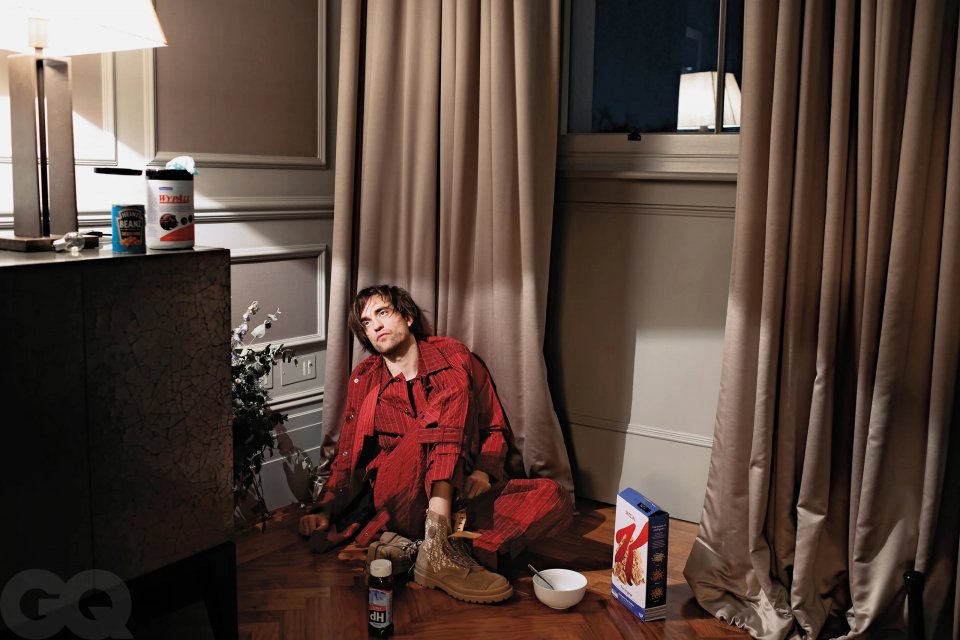 Robert Pattinson Gq 1