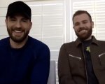 Chris Evans e suo fratello Scott: la sfida al Tonight Show