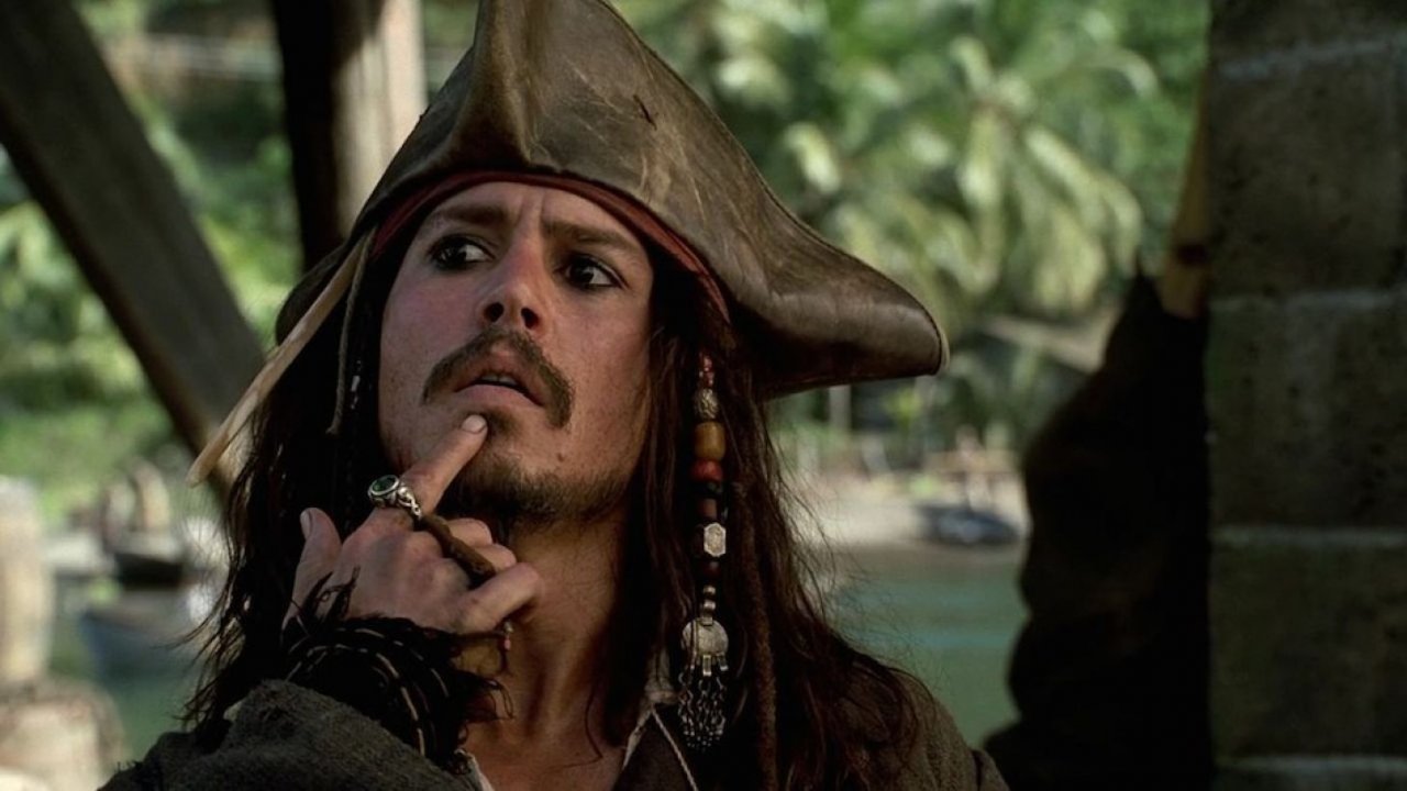 Pirati dei Caraibi, il franchise continuerà con Johnny Depp? Il produttore  apre al suo ritorno