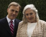 Georgetown, la recensione: i mille volti di Christoph Waltz nel suo debutto americano alla regia