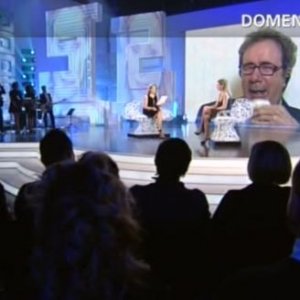 Francesco Nuti in collegamento con Barbara D'Urso