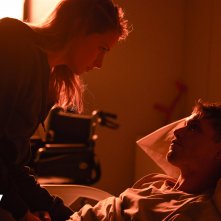 MotherFatherSon: un'intensa scena del quarto episodio