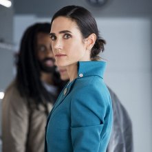 Snowpiercer: Jennifer Connelly in una scena della serie