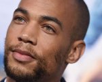 Kendrick Sampson, l’attore di The Flash ferito durante una protesta a Los Angeles