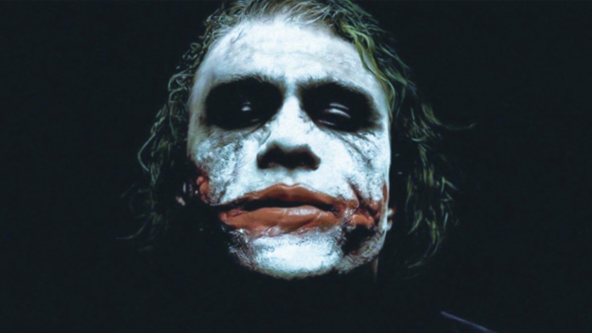 Il Cavaliere Oscuro Michael Caine Heath Ledger Ha Superato Il Joker Di Jack Nicholson 