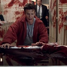 Sotto Shock: Peter Berg in una scena del film