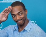 Anthony Mackie, star della Marvel, lancia un'iniziativa per aiutare i lavoratori di New Orleans