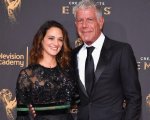Asia Argento in lacrime su Instagram ricorda Anthony Bourdain: 'Questo è il dolore'