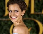 Emma Watson risponde a J.K. Rowling: 'Le persone transessuali sono ciò che dicono di essere'