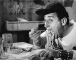 Alberto Sordi: 'Quella volta in una sauna gay a New York', racconta Enrico Vanzina