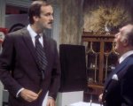 John Cleese censurato dalla TV inglese per 'termini razzisti': 'Vigliacchi senza palle'