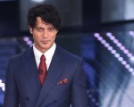 Gabriel Garko fotografato con un nuovo amico misterioso