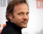 The Batman: Peter Sarsgaard elogia l'interpretazione di Robert Pattinson