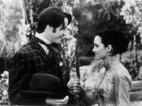 Dracula, Winona Ryder: 'Keanu Reeves si è rifiutato di insultarmi disobbedendo a Coppola'