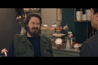 E' Per Il Tuo Bene - Clip 8