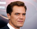 Michael Shannon e Kate Hudson tra le star di Shriver