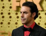 Sacha Baron Cohen: la sua folle performance ad un corteo di estrema destra