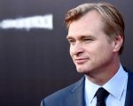 Christopher Nolan, il suo staff fa chiarezza: sedie vietate sul set? No, ma altri oggetti sì