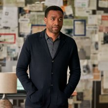 The Old Guard: una scena del film con Chiwetel Ejiofor