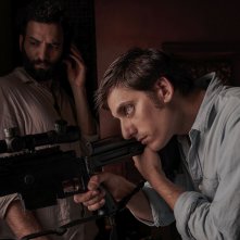 The Old Guard: Marwan Kenzari in una scena del film