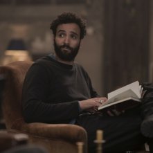 The Old Guard: Marwan Kenzari in una scena