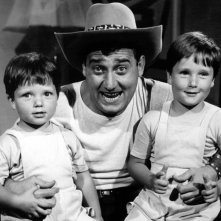 Un americano a Roma: Alberto Sordi sul set con i piccoli Carlo e Enrico Vanzina