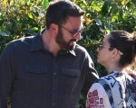 Ben Affleck, il suo nuovo look non piace: 'Lo invecchia' (FOTO)