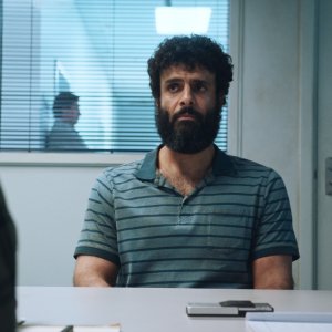 Stateless: Fayssal Bazzi in una scena