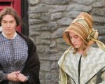 Ammonite: Kate Winslet e Saoirse Ronan nelle nuove immagini del romance lesbo