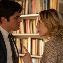 Gli Infedeli: Laura Chiatti e Riccardo Scamarcio in una scena del film