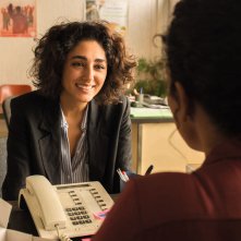 Un divano a Tunisi: Golshifteh Farahani in una scena del film