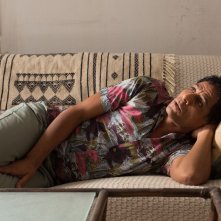 Un divano a Tunisi: Hichem Yacoubi in una scena del film