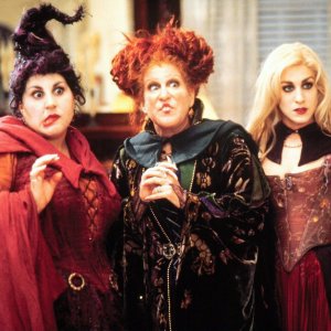 Hocus Pocus: una scena del film