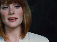 Jurassic World: Dominion, Bryce Dallas Howard mostra i lividi degli stunts (FOTO)