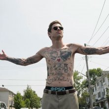 Il Re di Staten Island: Pete Davidson in una scena del film
