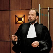 Una intima convinzione: Olivier Gourmet in una scena del film