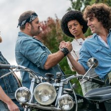 The Trial of the Chicago 7: Sacha Baron Cohen in una scena corale