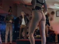 Film porno in Piazza Maggiore a Bologna: il video senza censure e il titolo del film