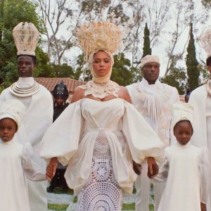 Black Is King: Beyoncé durante una scena del film