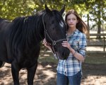 Black Beauty: il film con Mackenzie Foy verrà distribuito su Disney+