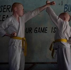 Black Samurai: una scena del film