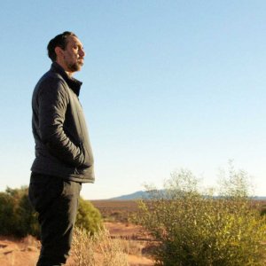 The Australian Dream: una sequenza del film