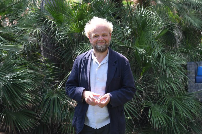 Toby Jones: “Alla Marvel capiscono i loro fan. What if? va oltre la nostra immaginazione”